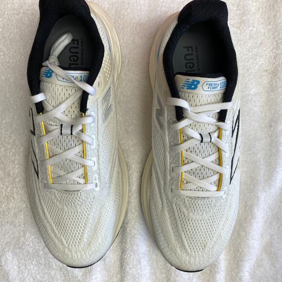 New Balance FuelCell Walker Elite Mens 8.5 White Shoes - Picture 2 of 10
